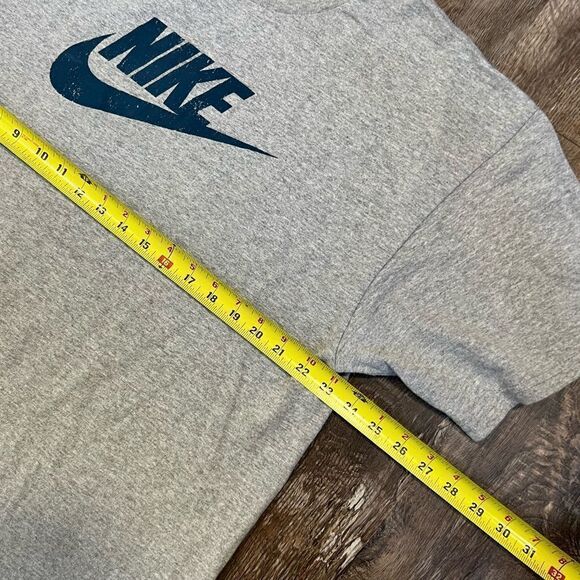 Vintage Nike Shirt  - Picture 5 of 6